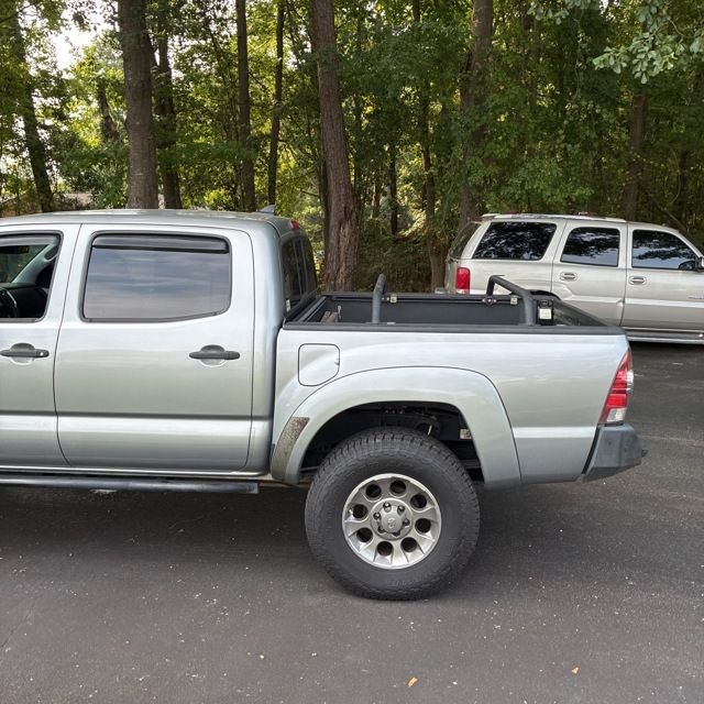 Used 2015 Silver Toyota Base image 9