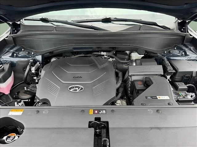 Used 2024 White Hyundai SEL image 19