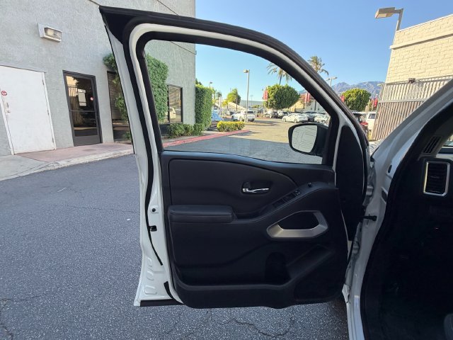 Used 2023 White Nissan SV image 10