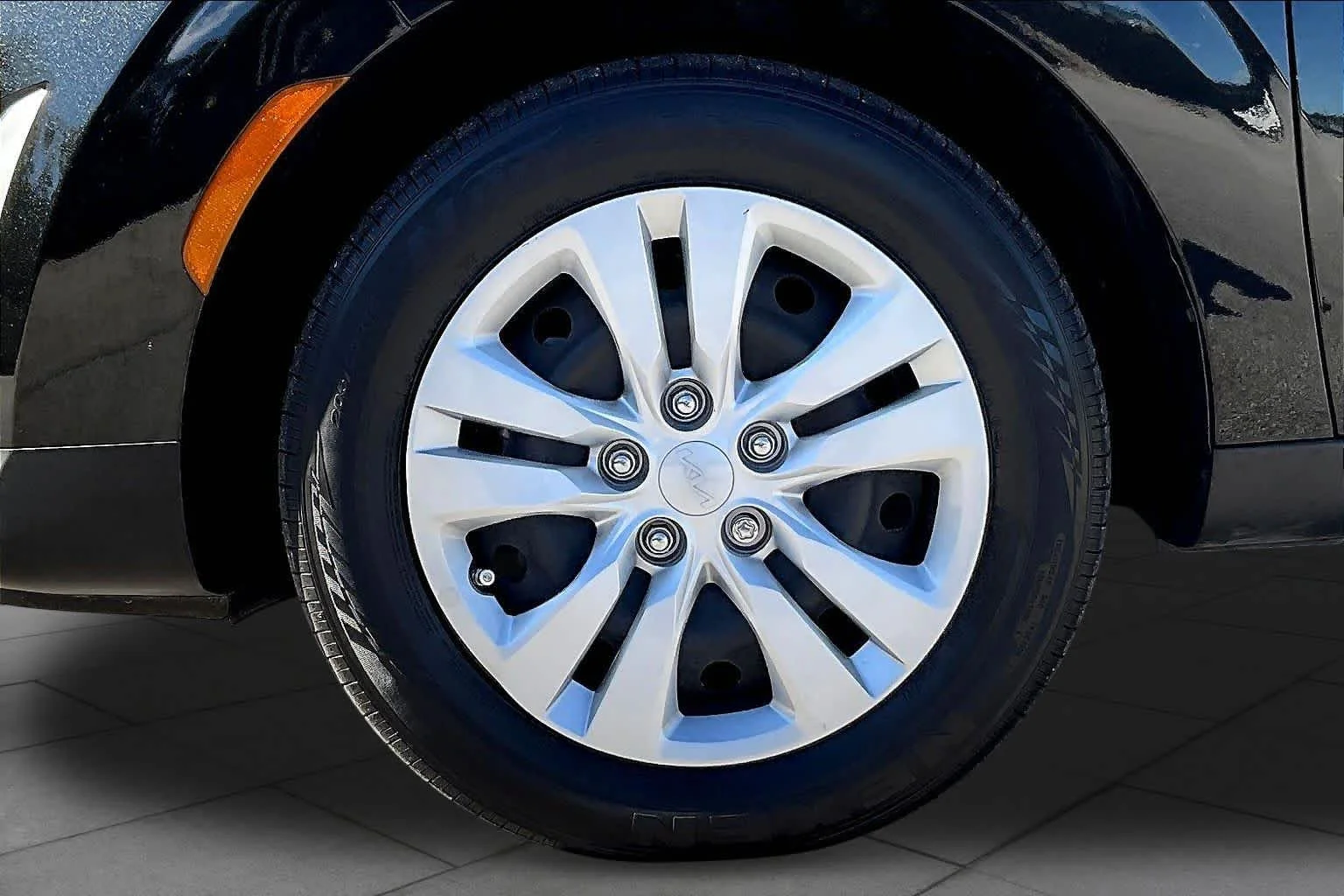 Used 2025 Fusion Black Kia LX image 11