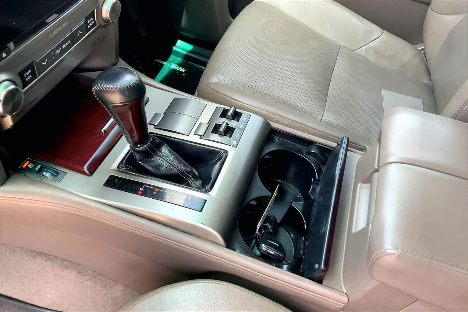 Used 2019 Black Onyx Lexus Premium image 17