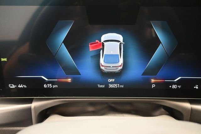 Used 2023 Gray BMW eDrive40 image 7