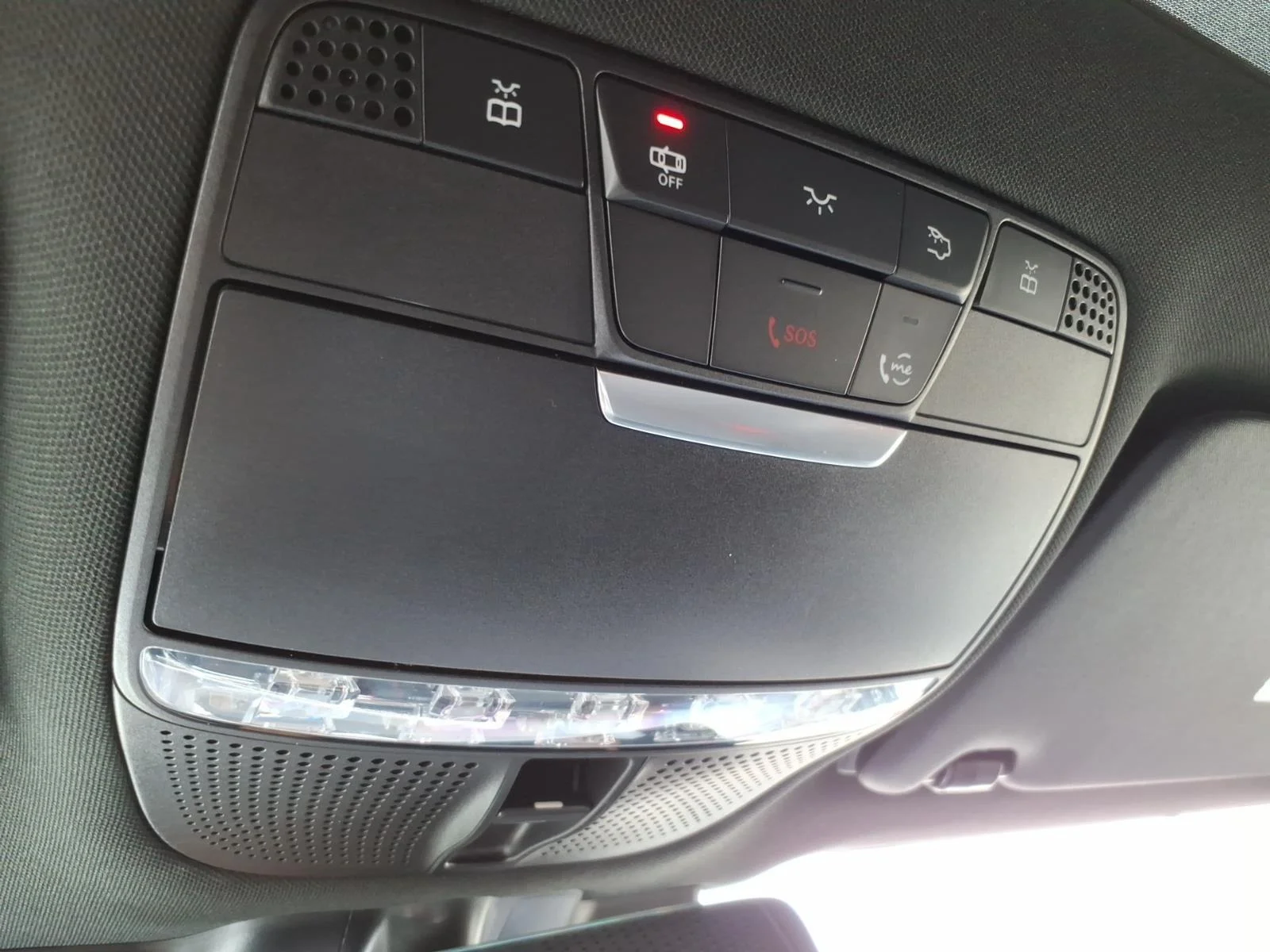 Used 2021 Obsidian Black Metallic Mercedes-Benz AMG® GLC 43 image 23