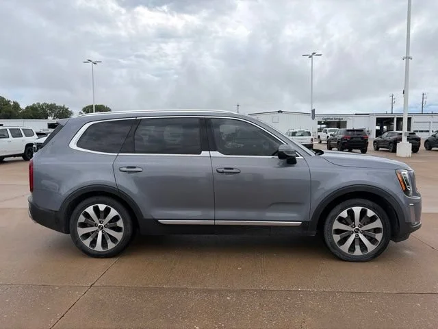 Used 2020 Gray Kia EX image 2