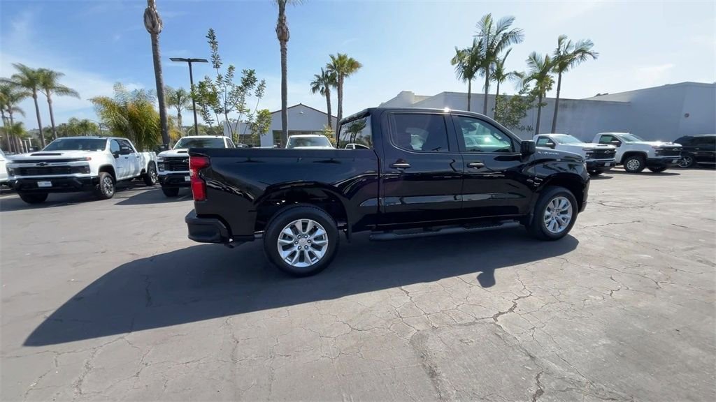 2025 Chevrolet Silverado 1500 Custom - Photo 8