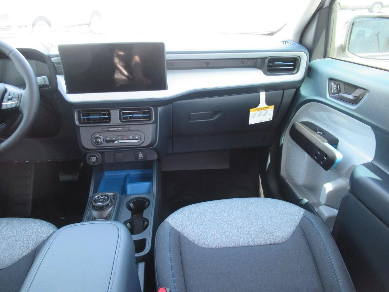 New 2026 Oxford White Ford XLT image 15