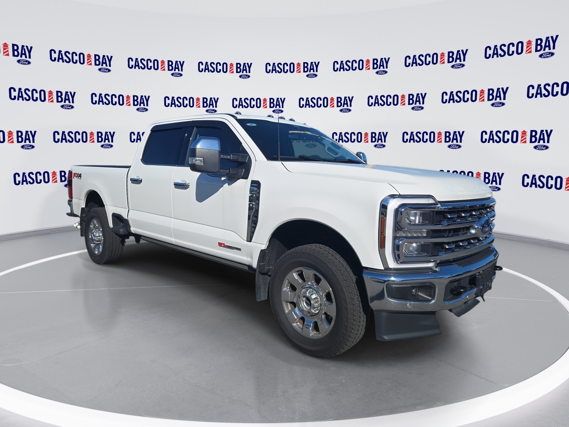 Used 2026 White Ford Lariat image 1