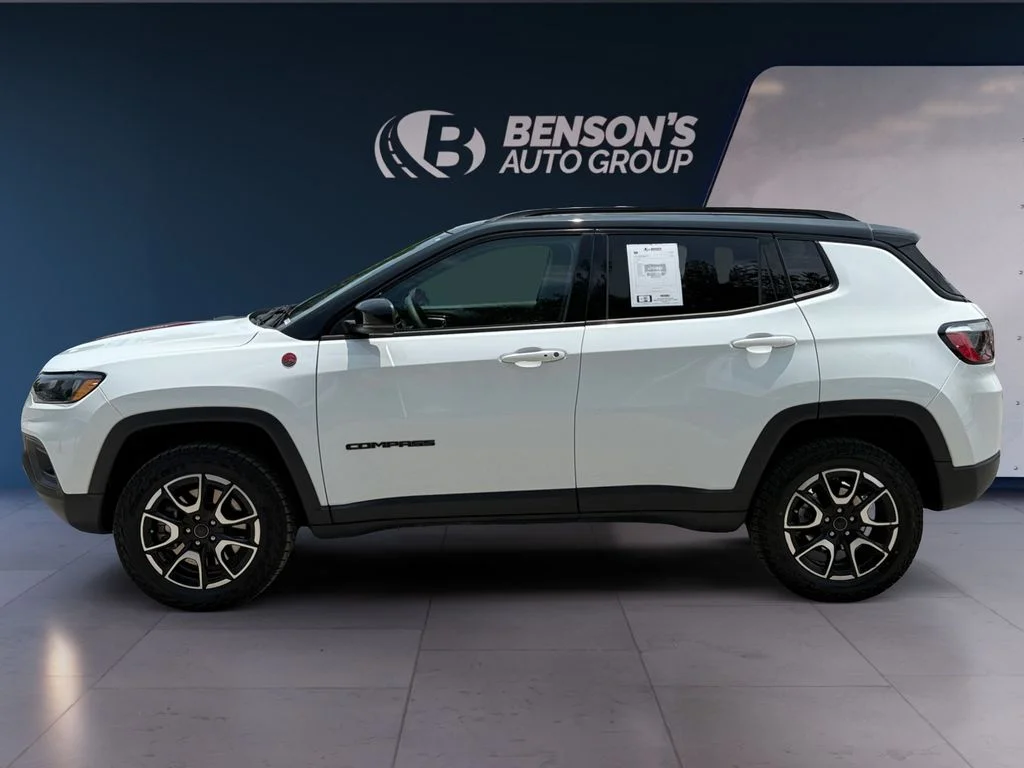 Used 2025 White Jeep Trailhawk image 2