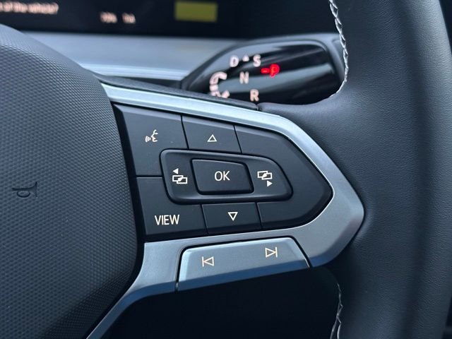New 2026 Pure White Volkswagen 2.0T SE image 40