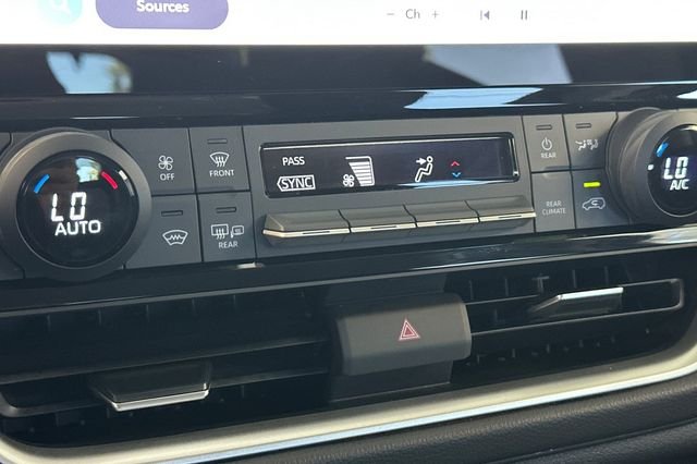 2025 Toyota Grand Highlander XLE - Photo 26