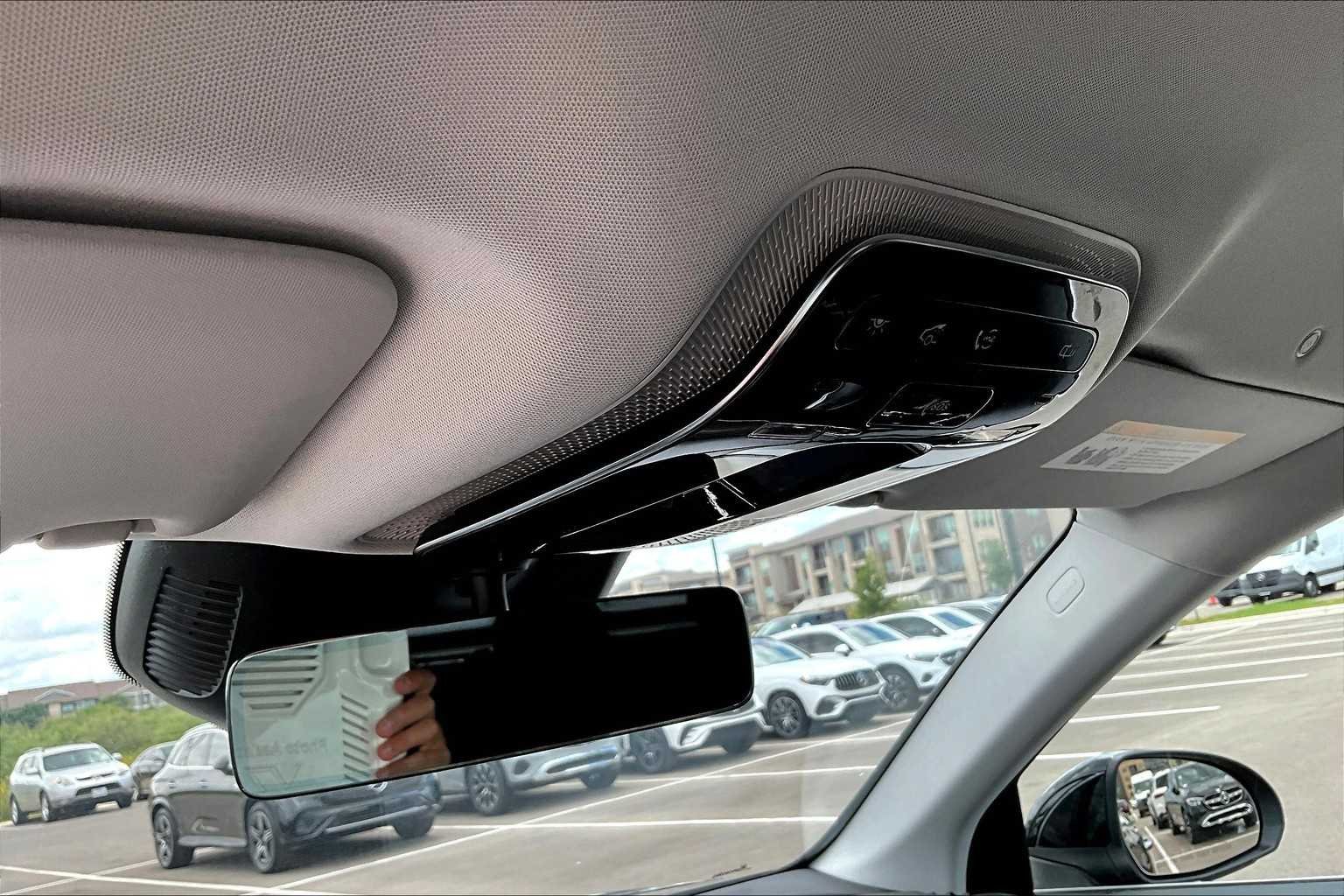 2025 Mercedes-Benz GLC Base - Photo 20