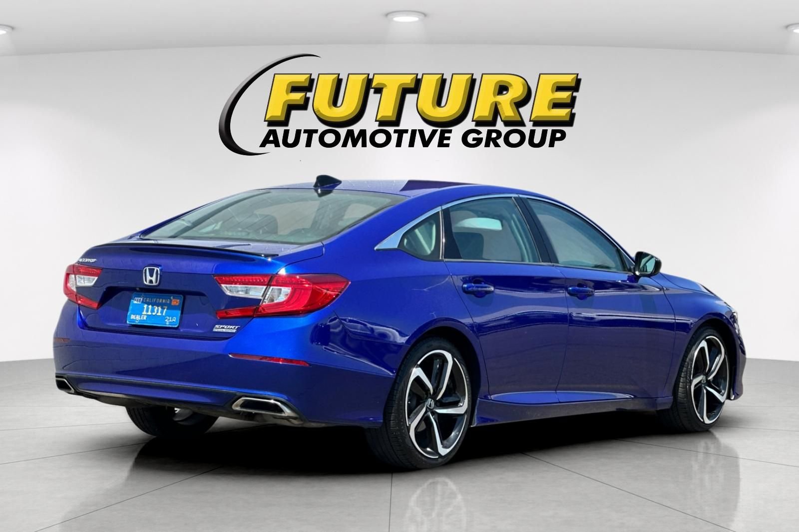 Used 2022  Honda Sport Special Edition image 3