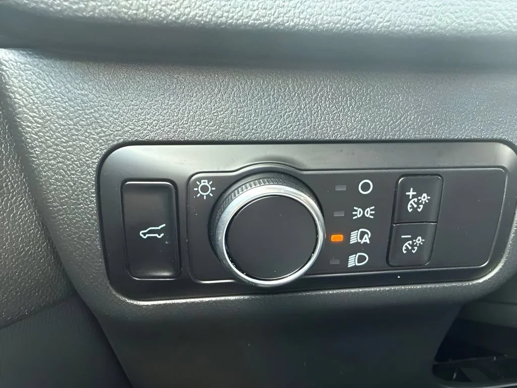 Used 2023  Ford ST-Line image 24
