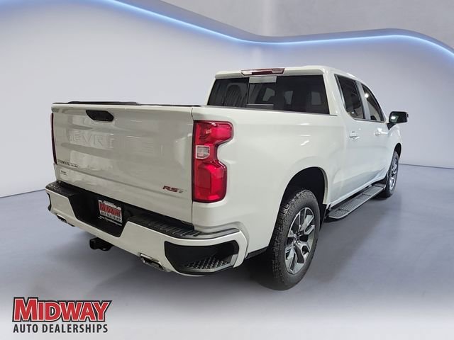 New 2026 Summit White Chevrolet RST image 5