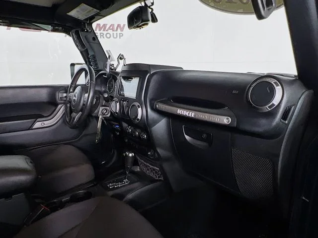 Used 2016 Black Jeep Sport image 35