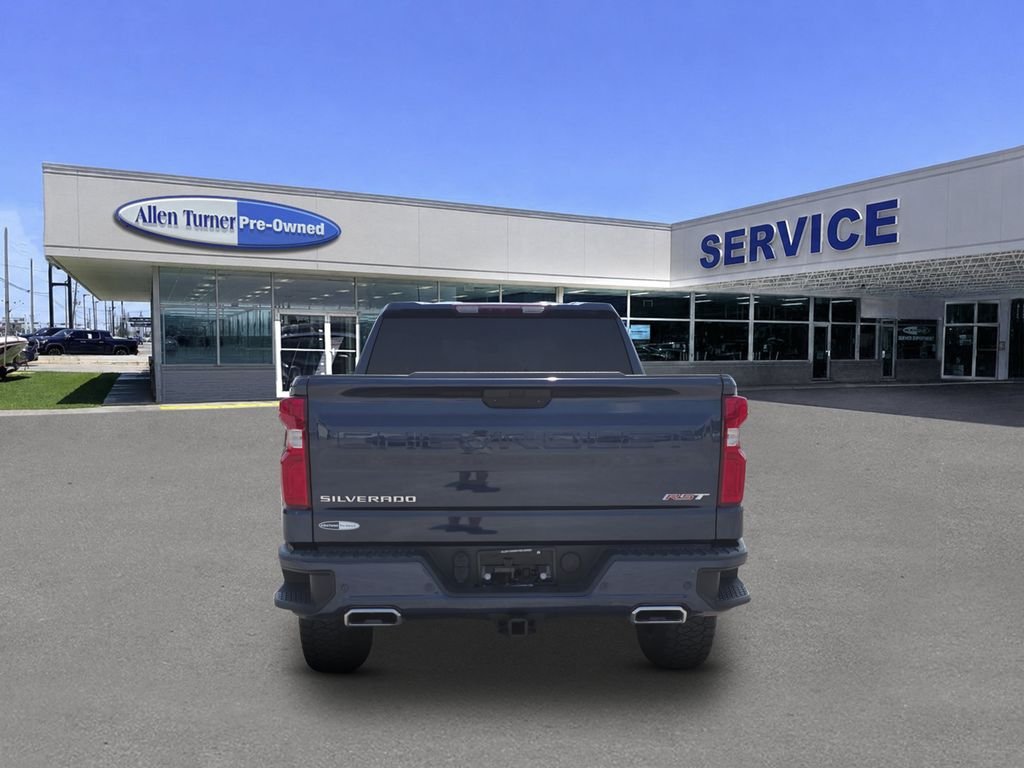 Used 2022 Northsky Blue Metallic Chevrolet RST image 7
