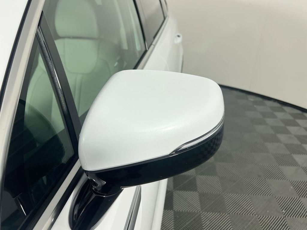 New 2026 Glacial White Pearl Kia S image 10