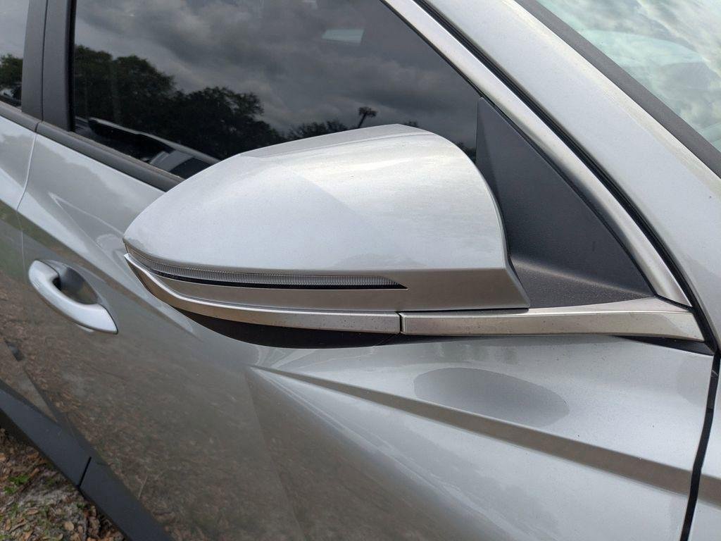 New 2026 Silver Hyundai SEL Premium FWD image 11
