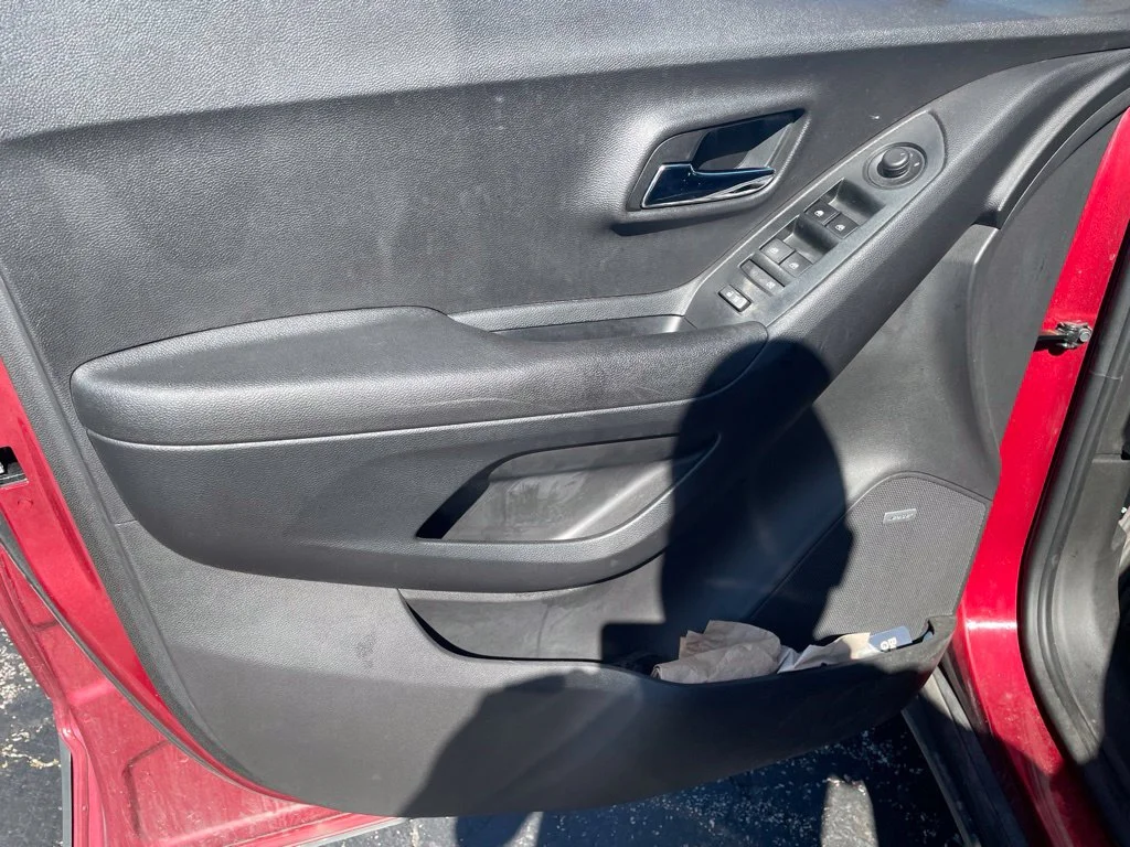 Used 2020 Red Chevrolet LT image 15