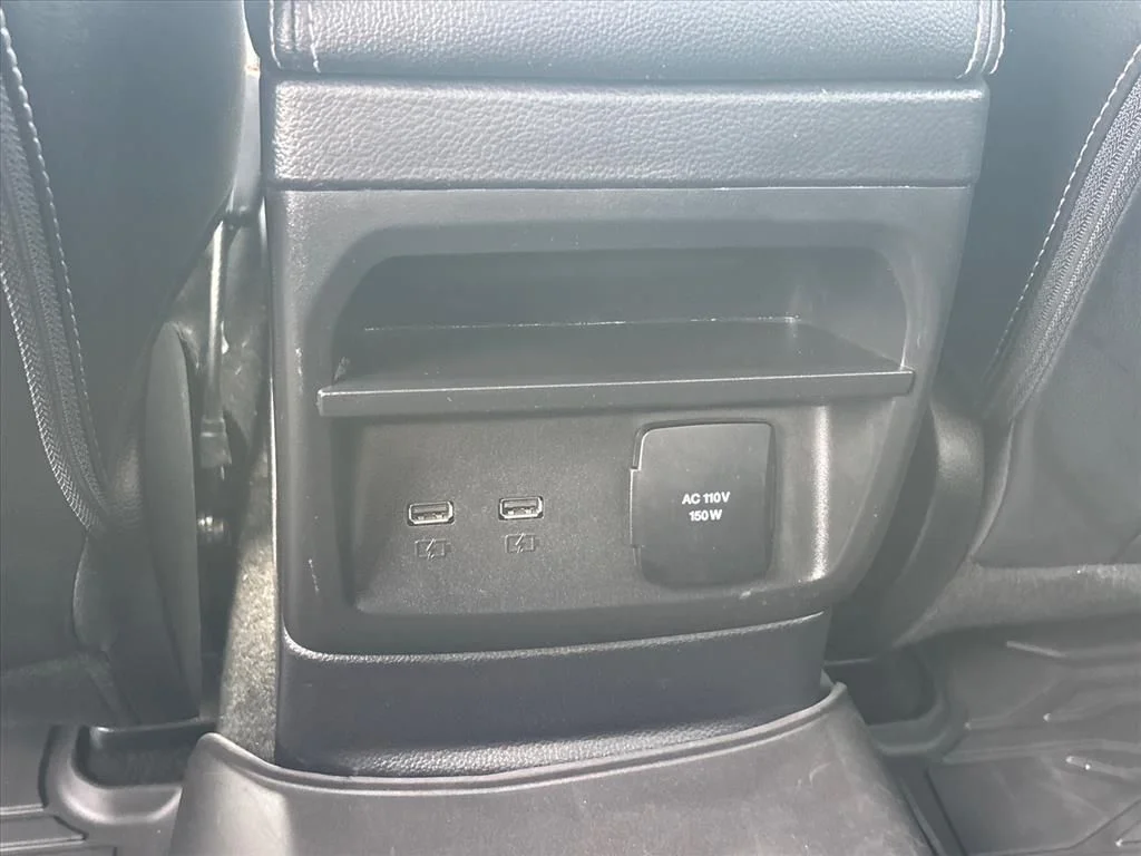 Used 2021 Black Ford Lariat image 19