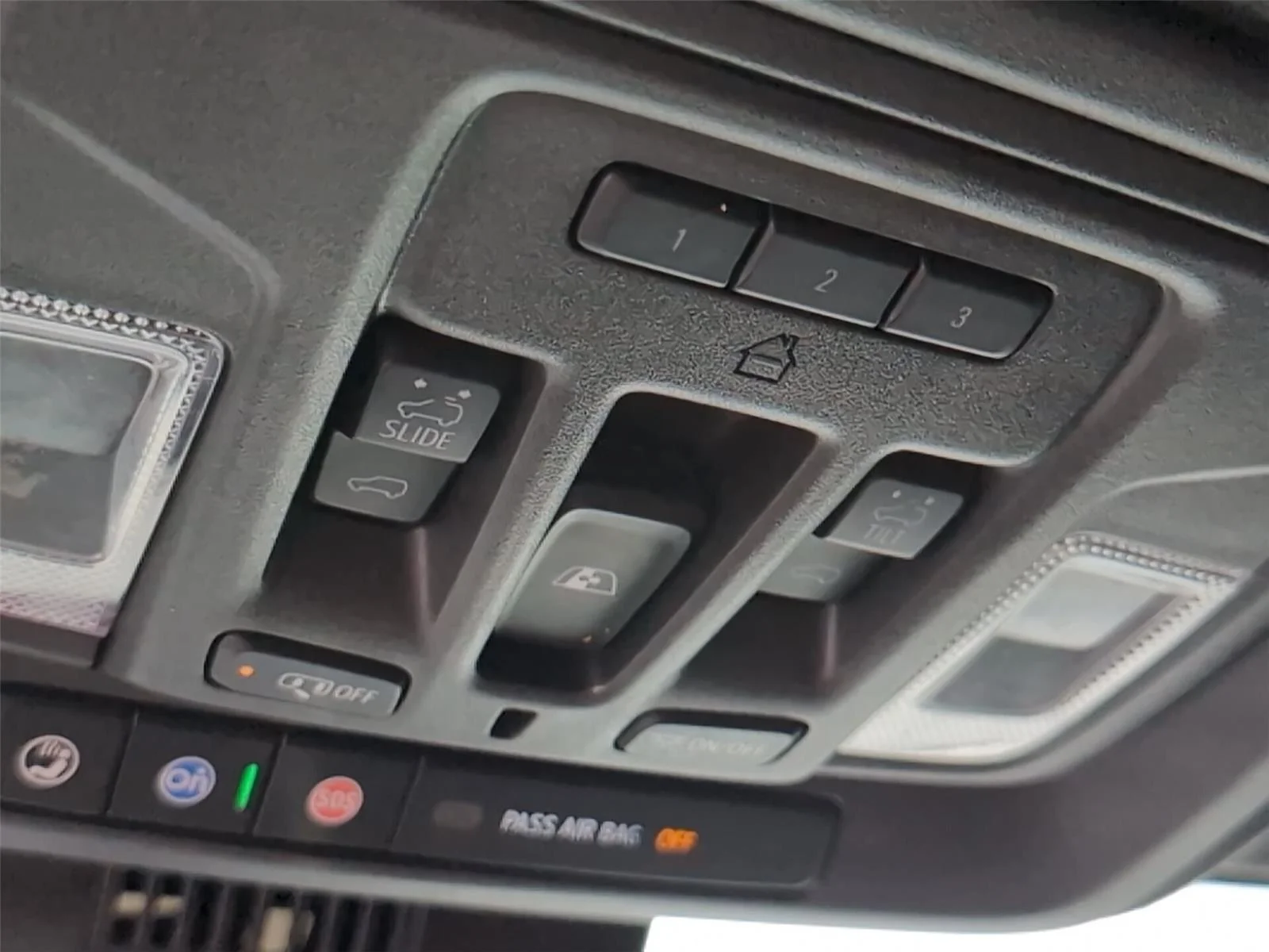 Used 2023 Onyx Black GMC Denali Ultimate image 22