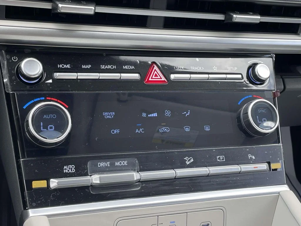 New 2026 Gray Hyundai SE image 31