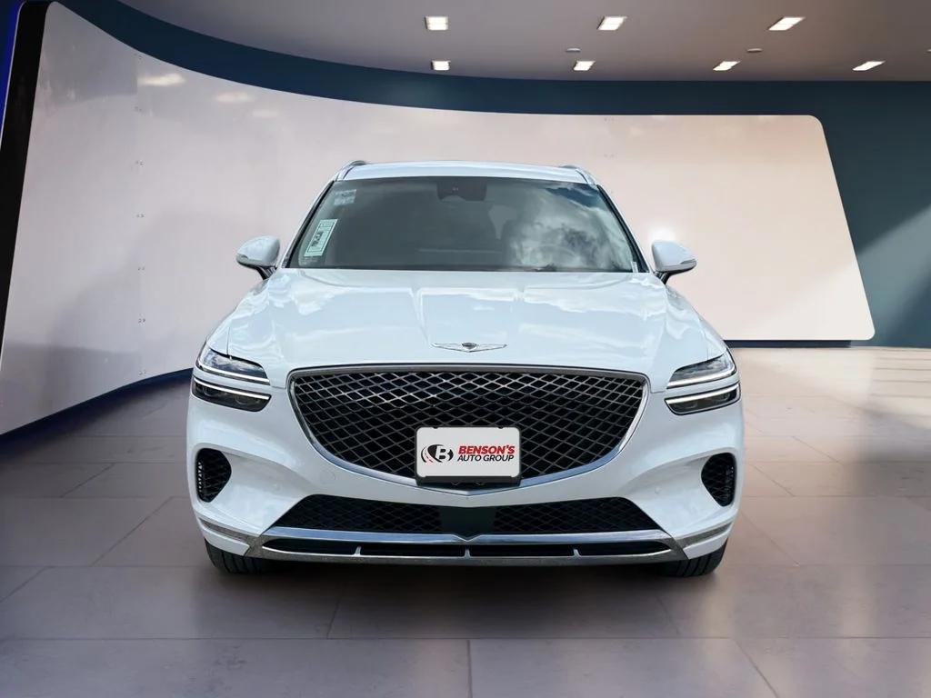 Used 2025 White Genesis 2.5T image 8