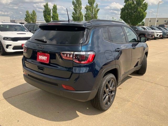 New 2026 Fathom Blue Pearl-Coat Exterior Paint Jeep Limited Altitude image 5