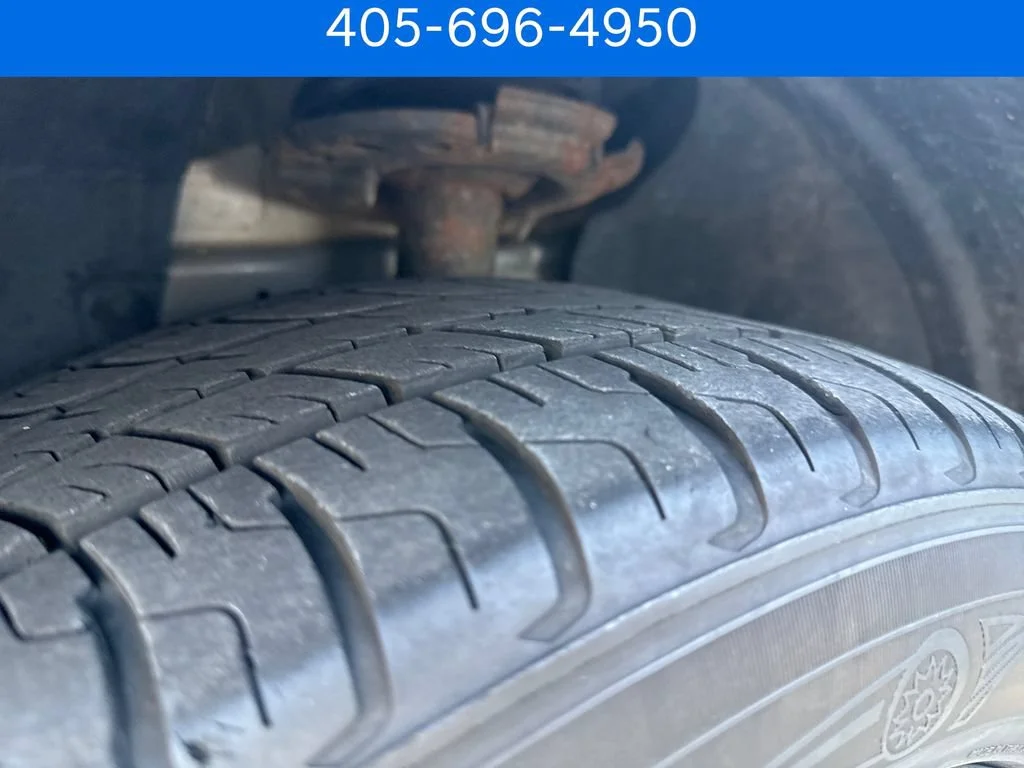Pre-Owned 2017 Ford Escape SE