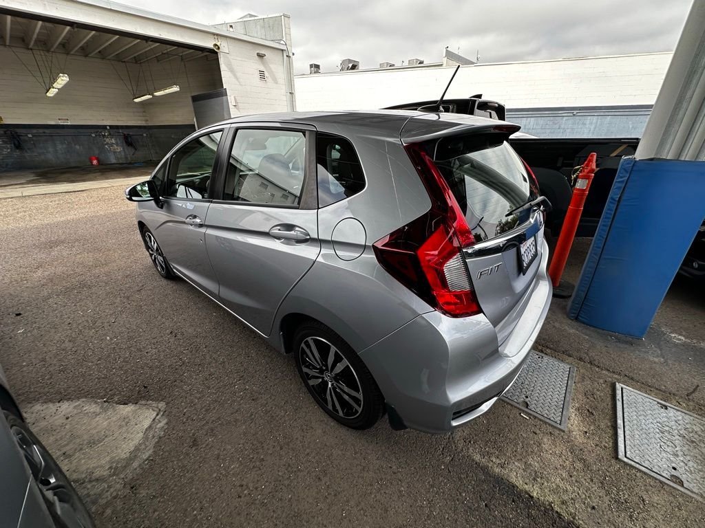 Used 2018 Lunar Silver Metallic Honda EX image 19