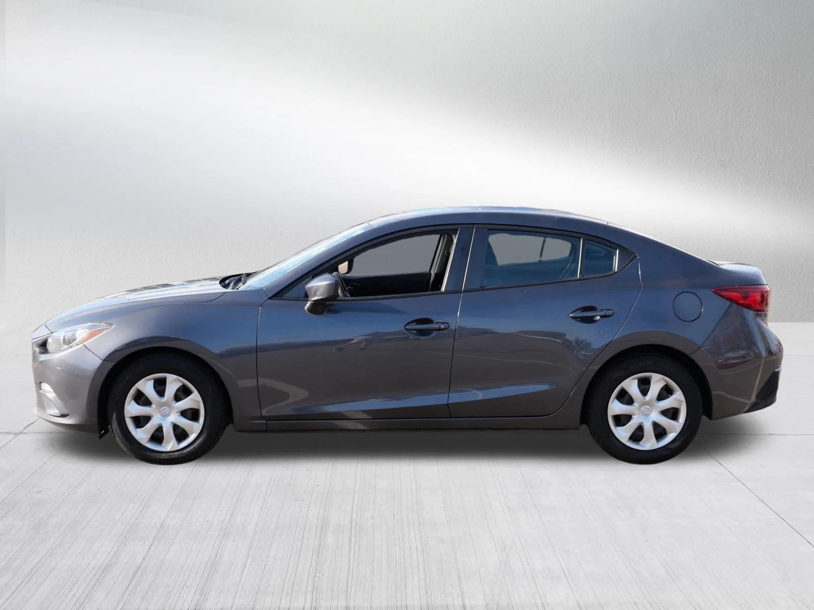 Used 2015 Meteor Gray Mica Mazda i Sport image 4
