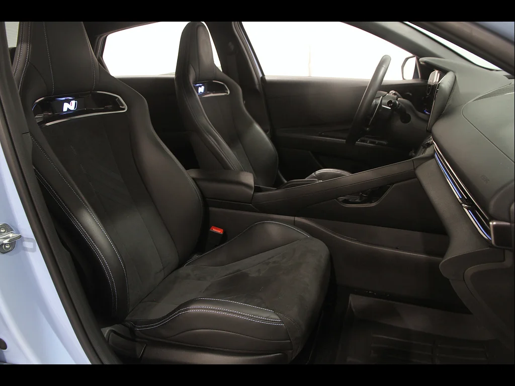 Used 2023 Performance Blue Hyundai Base image 17