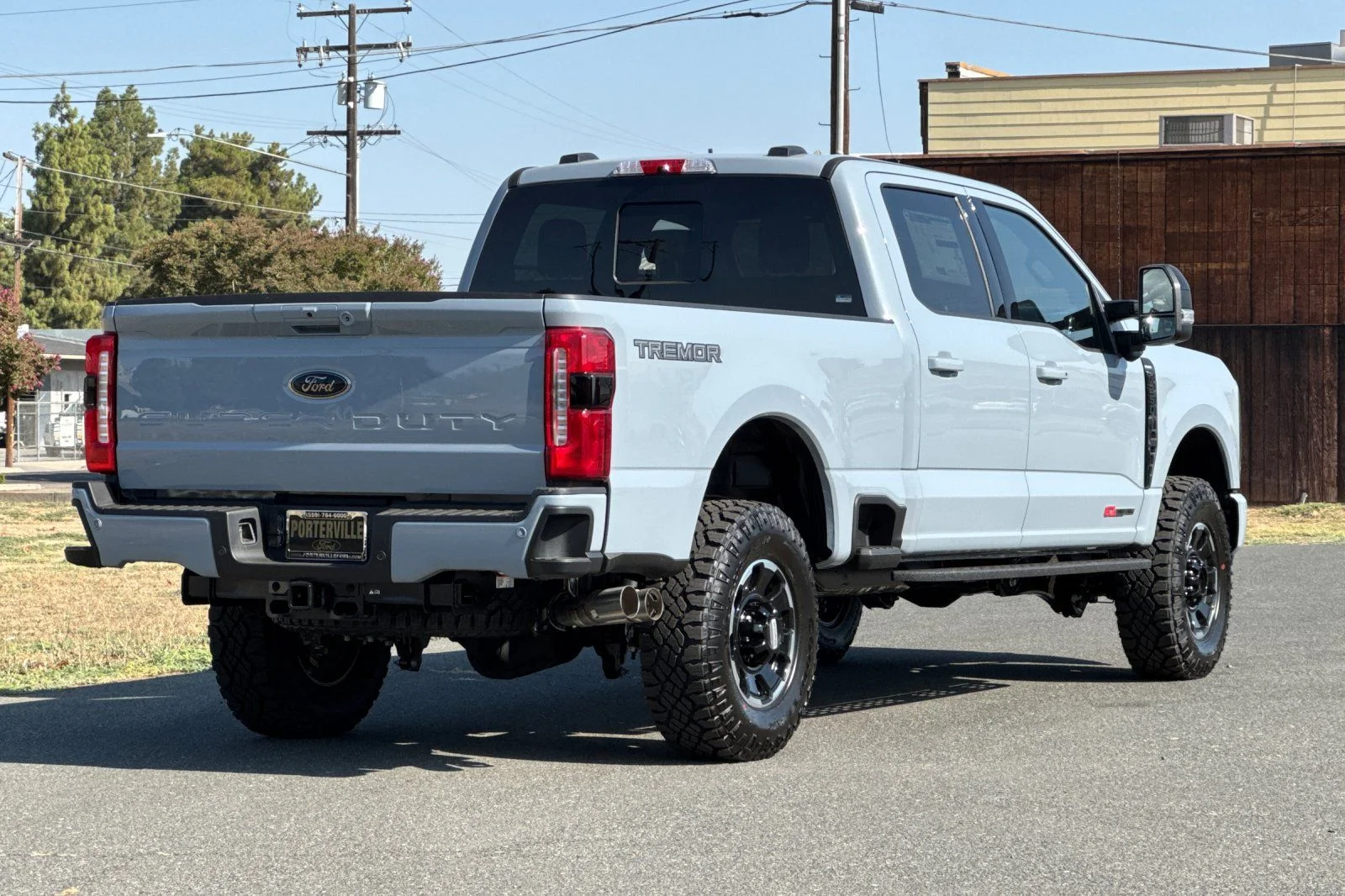 New 2026 Glacier Gray Metallic Tri-Coat Ford F-250® Lariat® image 4
