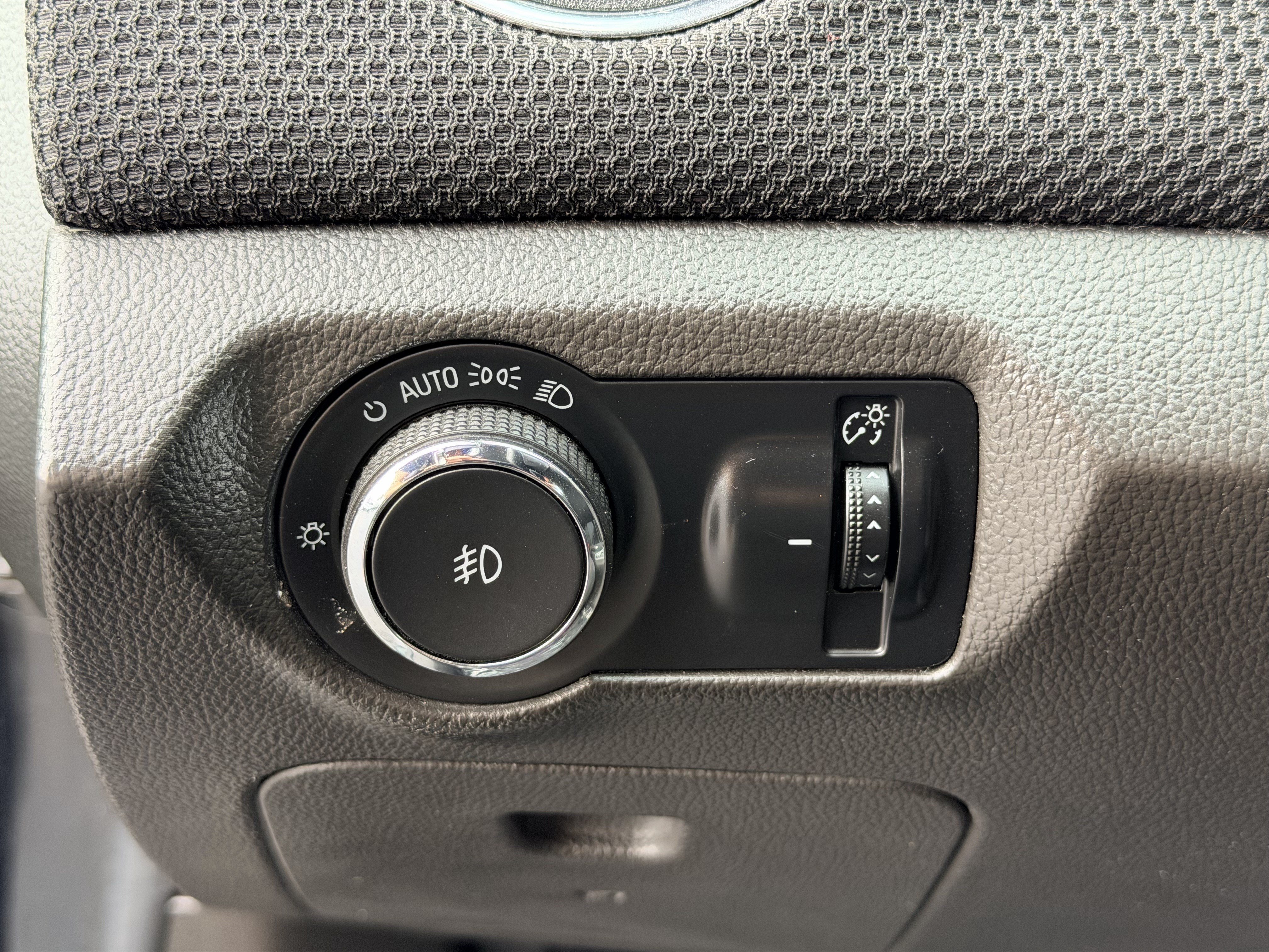 Used 2013 BLACK GRANITE METALLIC Chevrolet 1LT image 15