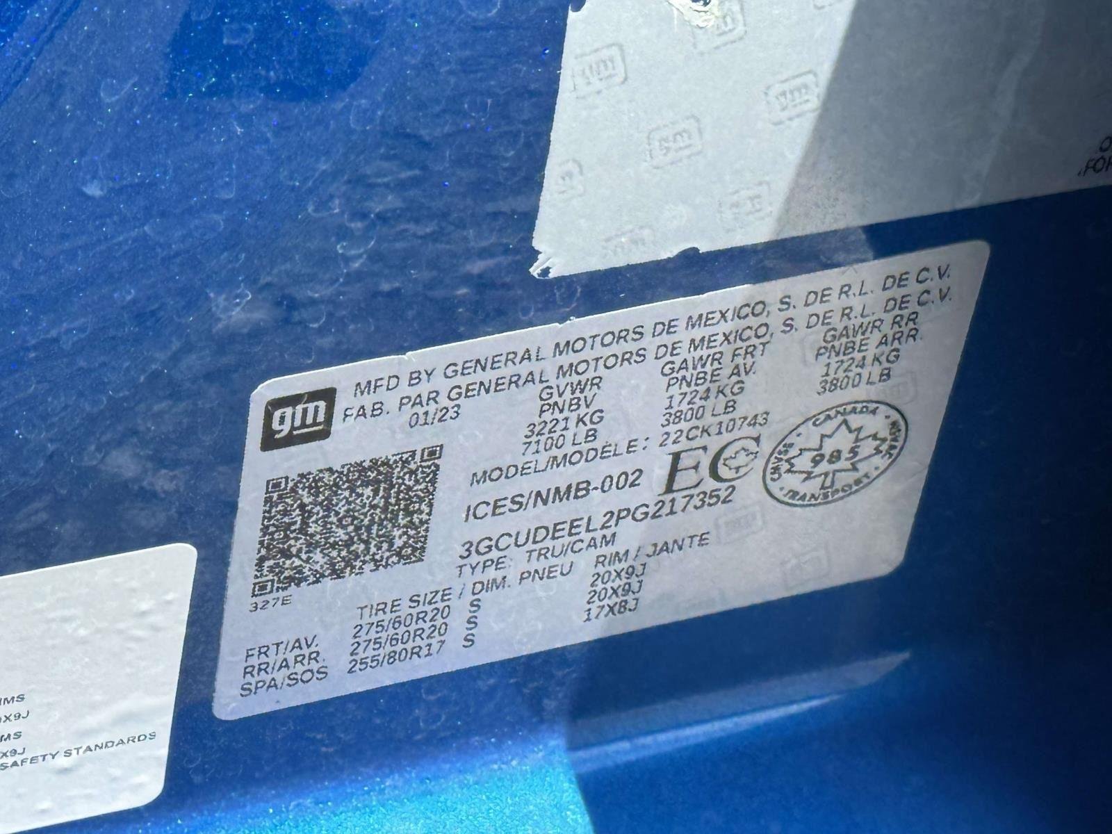 Used 2023 Glacier Blue Metallic Chevrolet RST image 28