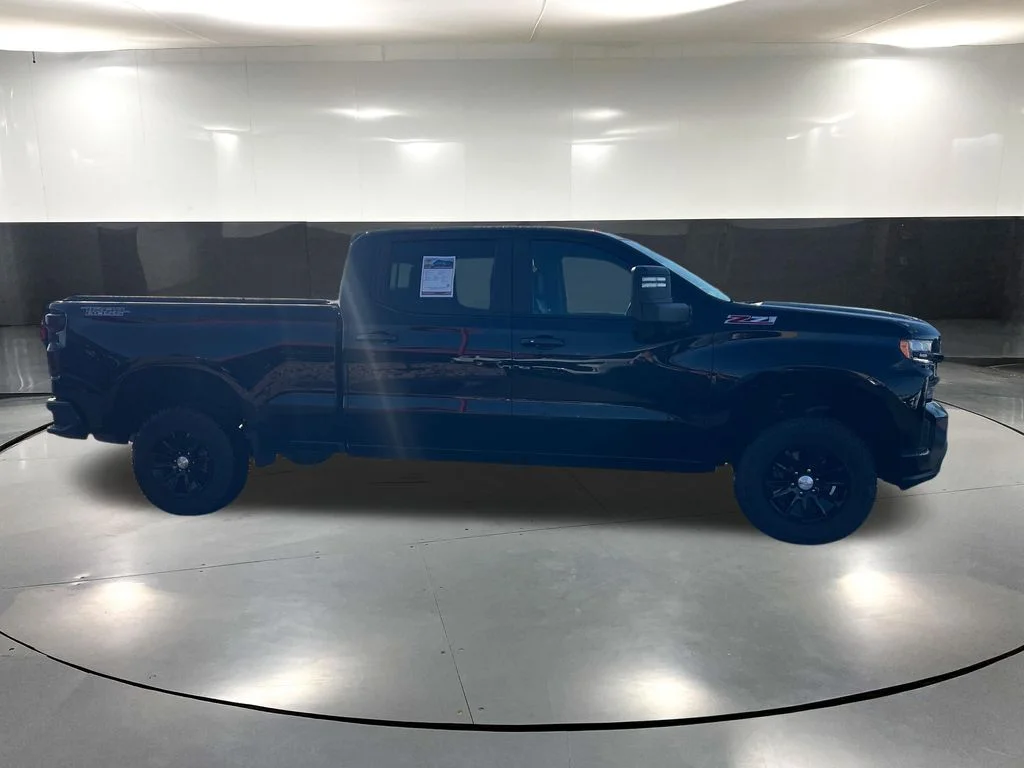 Certified Used 2022 Black Chevrolet LT Trail Boss image 4