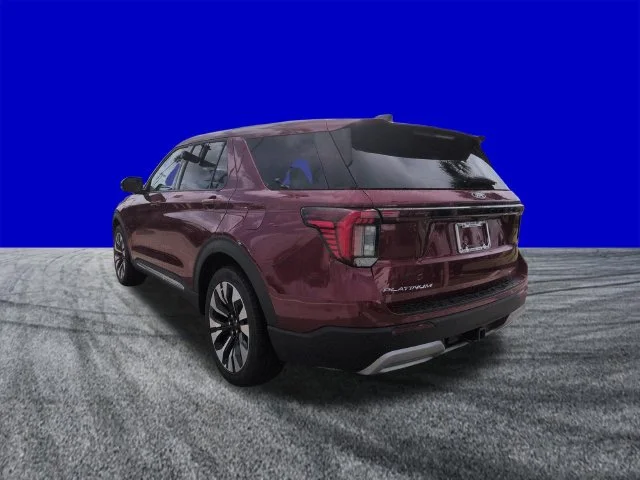 New 2027 Ruby Red Metallic Tinted Clearcoat Ford Platinum™ image 6