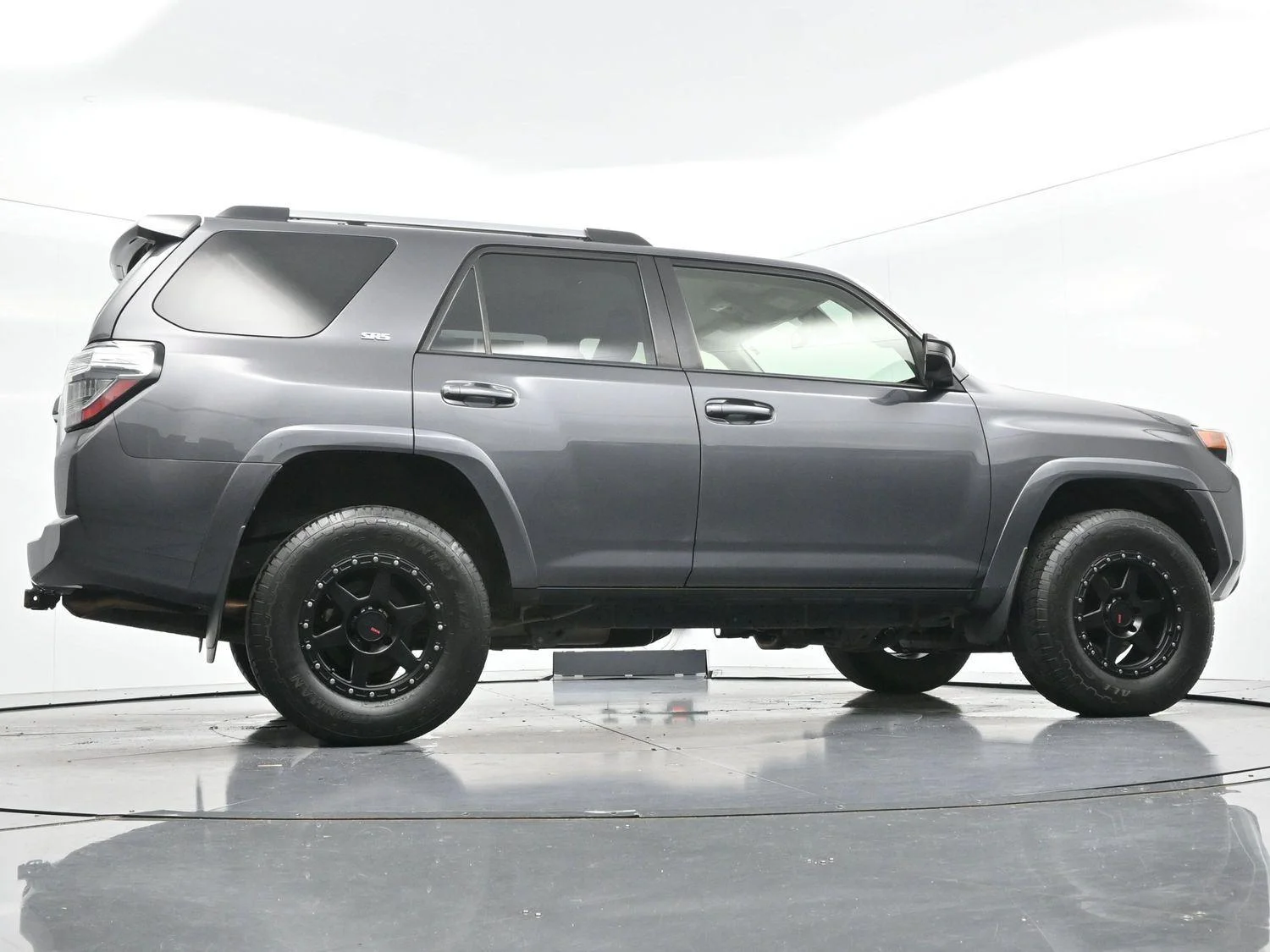 Used 2021 Magnetic Gray Metallic Toyota SR5 image 53