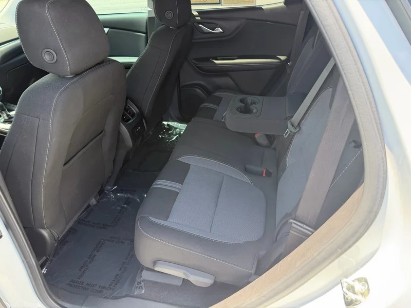 Used 2024 Summit White Chevrolet 2LT image 16