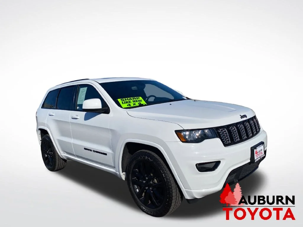 Used 2020 Bright White Clearcoat Jeep Altitude image 3