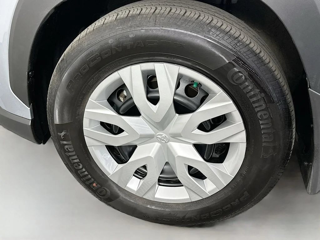 Used 2025 Silver Toyota L image 31