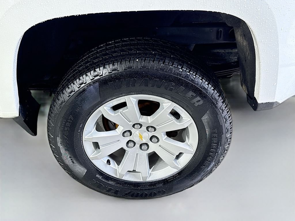 Used 2019 WHITE Chevrolet Work Truck image 28