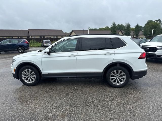 Used 2018 Pure White Volkswagen 2.0T SE image 6