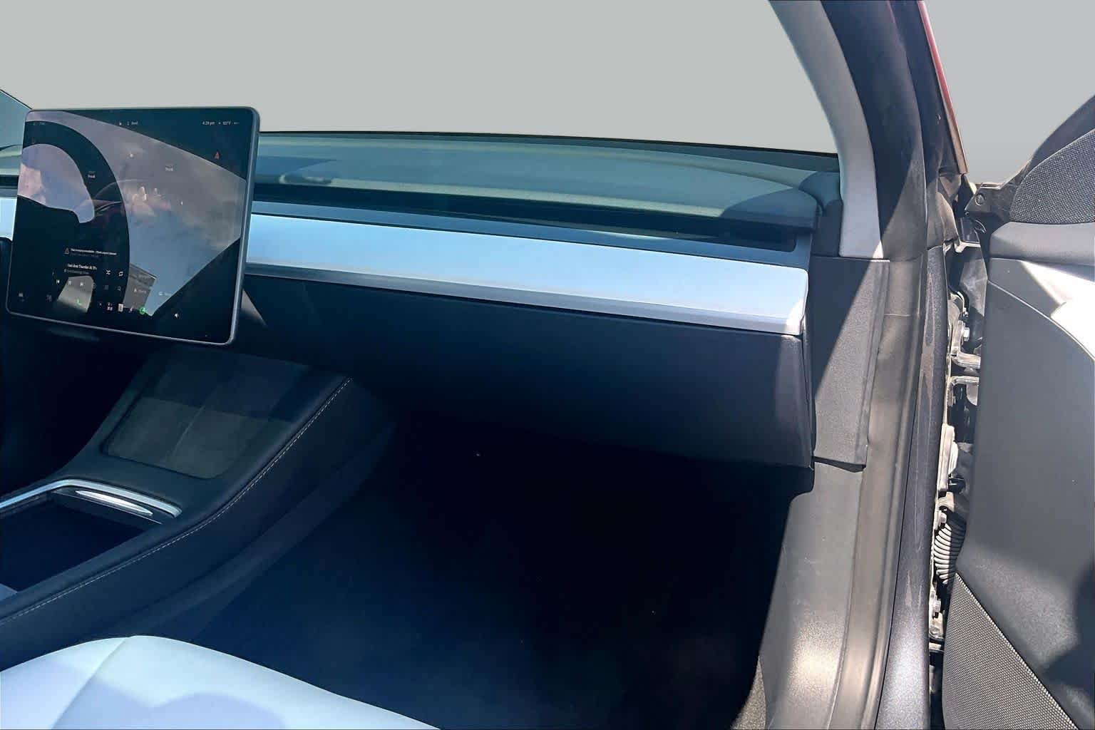 Used 2023 Midnight Silver Metallic Tesla  image 17
