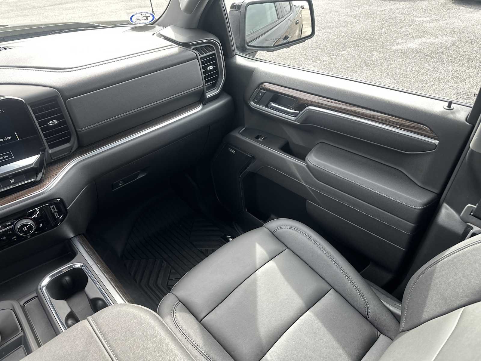 2025 Chevrolet Silverado 1500 RST - Photo 29