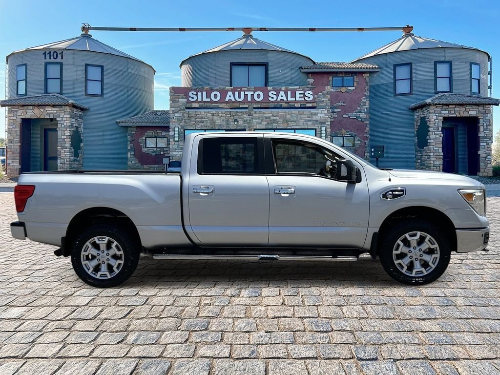 Used 2019 Silver Nissan SV image 5