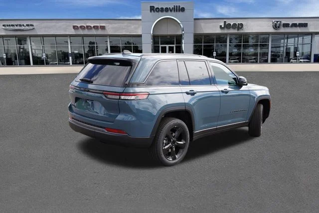 New 2026 Steel Blue Exterior Paint Jeep Limited image 3