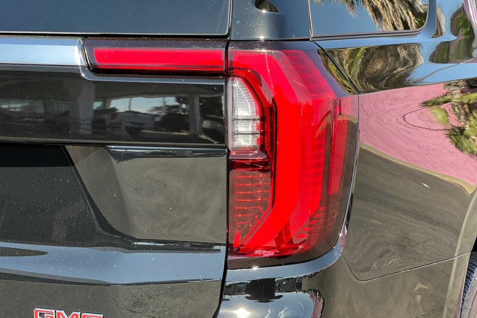 2026 GMC Yukon Denali - Photo 29