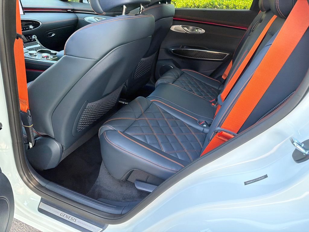 New 2026 White Genesis 3.5T SPORT PRESTIGE image 21