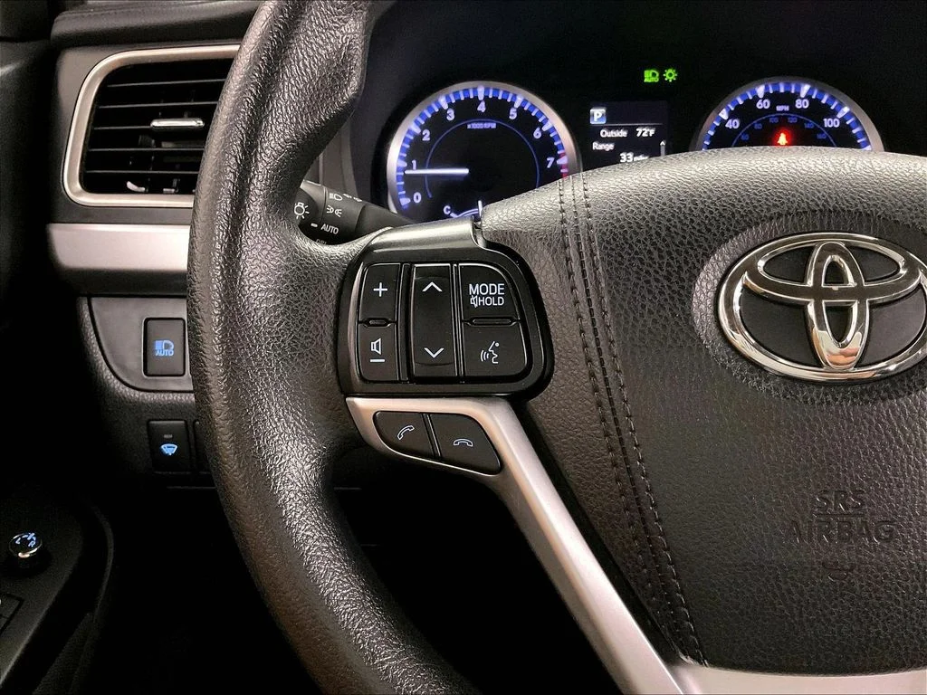 Certified Used 2019 White Toyota LE image 22